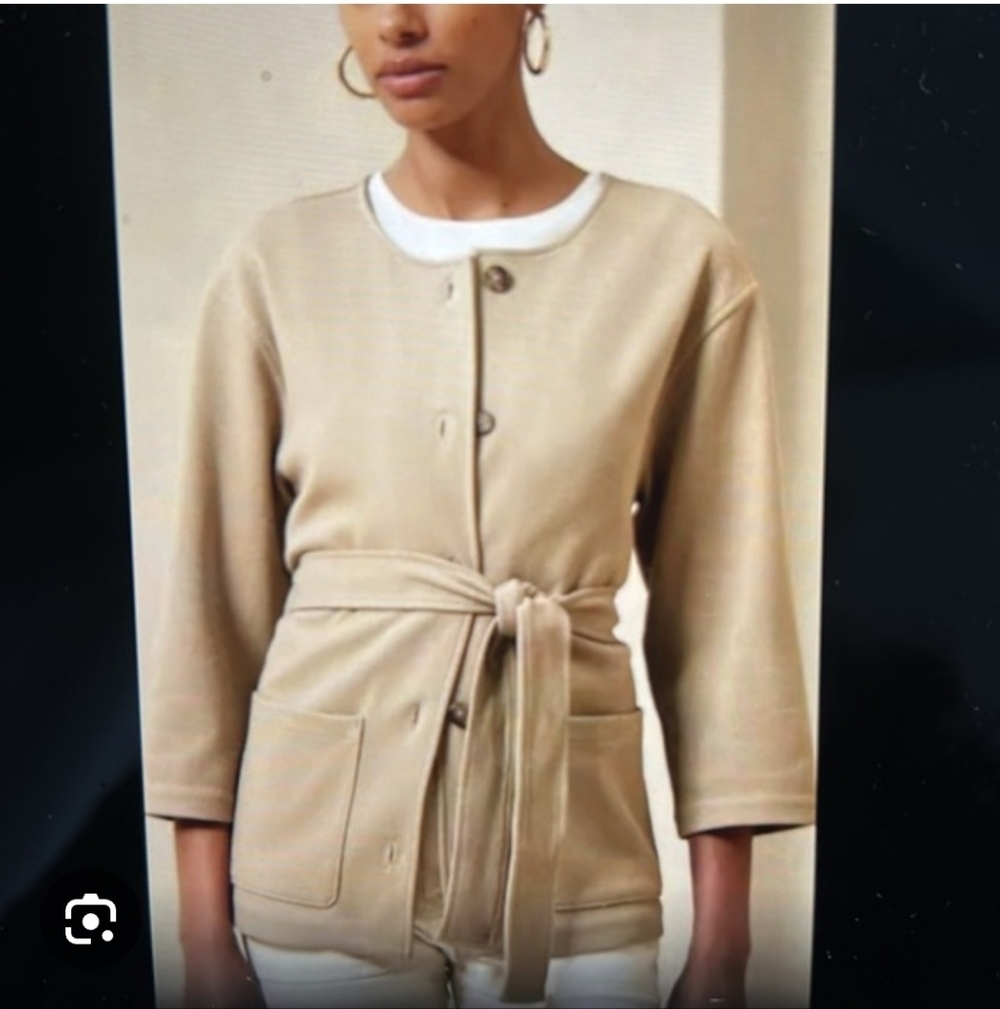 Banana Republic Beige  Knit Belted Blazer Auze L petite NWT